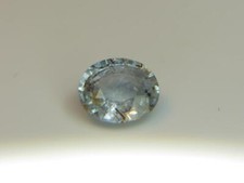 2.40CT STUNNING LIGHT GREENISH