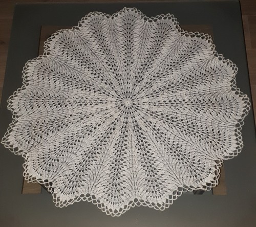 Runde tischdecke gestrickt - tischdecke,,