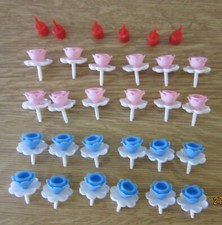 30 x Torten - Kerzenhalter / Blumenform für kleine Stabkerzen Jungen/Mädchen 