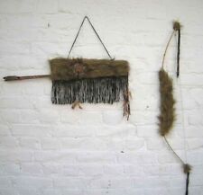 Pfeil und Bogen mit Köcher und 2 Pfeilen. Indianer. Westen 