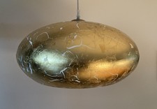 Gold-farbene  Pendelleuchte  v. Trio–Leuchten GmbH, Arnsberg, Shabby-Chic style