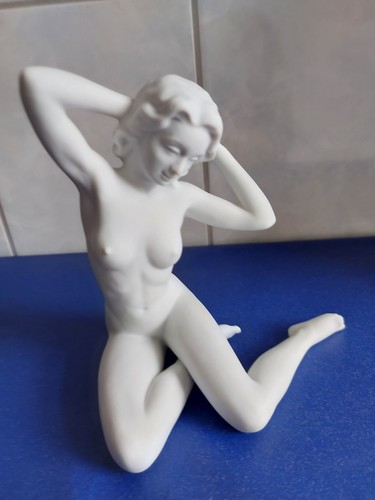 Porzellanfigur-~AK