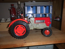 Gama Fendt Traktor 8015 in der