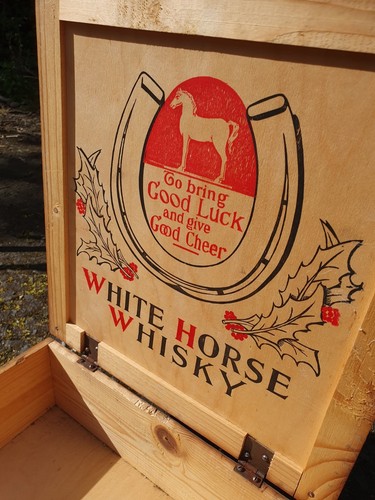 White horse scotch - white,