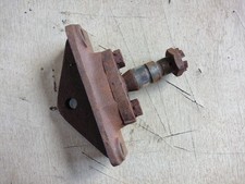 Halterung Vorderachse Hanomag R28 Traktor / Schlepper (auch R25, R27, R35/45)