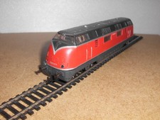 H O  --  PIKO  Modell  --  Diesellok  V  200