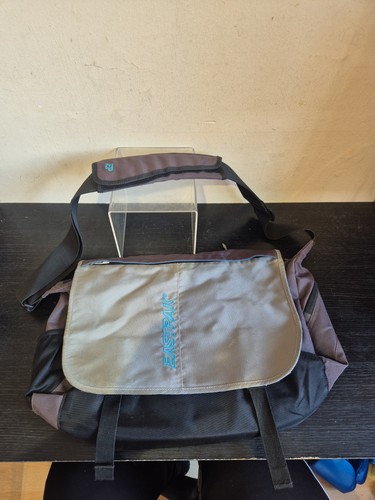 Eastpak umhängetasche grau - eastpak,
