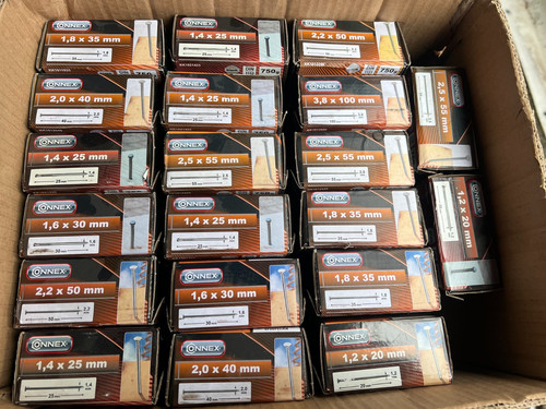 Packungen mega nägel - 20,