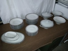 Rosenthal Tafelgeschirr Continental Elegance grau mit Platinrand - 41 Teile