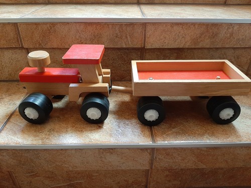 Plaho traktor mit hänger - hänger, holz