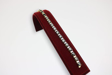 Armband mit Spahiren und 34