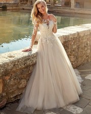 Traumhaftes Floral Brautkleid