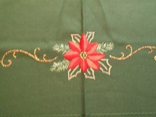 Handarbeit, bestickte  Tischdecke ca. 80x80 cm, Muster Weihnachtsstern