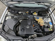 Motor ANA VW Passat 1.6 74 KW 100 PS 242341 Km