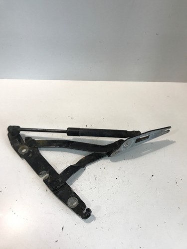 Audi rear hinge left - rear,