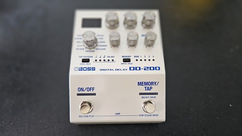 Boss 200 digital delay - boss, dd-200