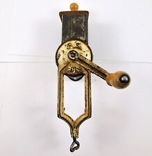 Nussmühle, Nussreibe, antik