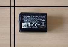 Sony NP-FW50 Der Original-Akku