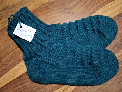 Selbstgestrickte socken - selbstgestrickte,