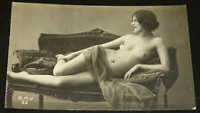 Weiblicher Akt auf Jugendstil