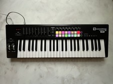 Novation Launchkey 49  MIDI Controller Keyboard 49 Tasten DJ Equipment Klaviatur