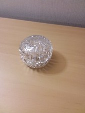 Bleikristallschale mit Deckel