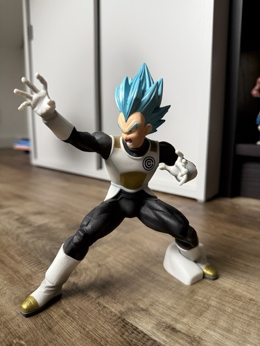 Dragonball vegeta figur - dragonball,