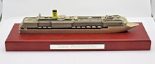 Costa Mediterranea Modell Kreuzfahrtschiff  Metall + Holz Länge ca. 23 cm