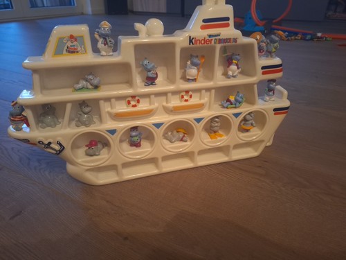 Happy hippo traumschiff