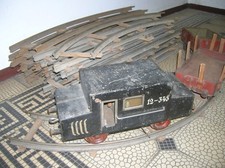 uralte Spurweite 10 cm Gartenbahn Lok 2 Wagon + Schienen 30er Jahre Eigenbau