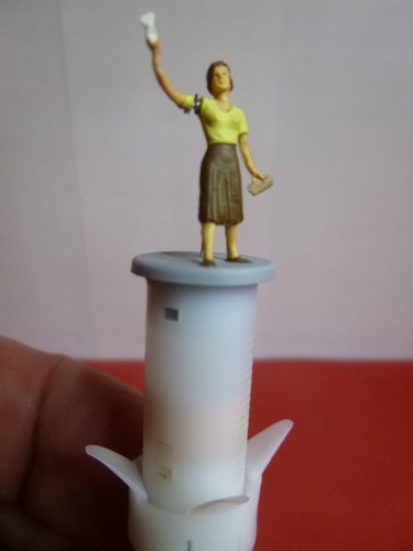 Viessmann winkende frau mit - winkende,