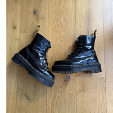 Dr. Martens Jadon Plateau