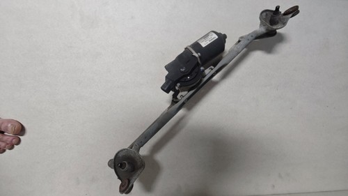Wischermotor vorne mit