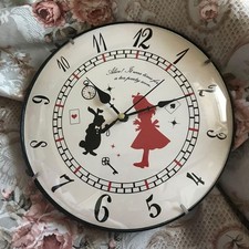 Alice im Wunderland Wanduhr 20