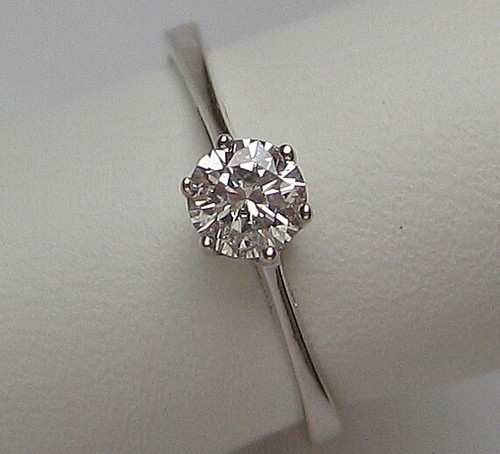 Fine solitär 14kt 585 - ♦️fine,