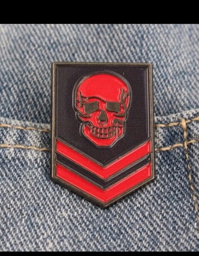 Pin totenkopf biker motorrad - totenkopf,