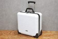Rimowa Salsa Deluxe Trolley