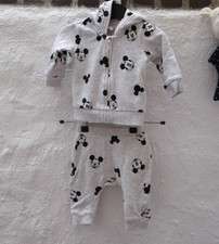 2 Teiler Set   Grösse  56/62   H&M  Mickey  Mouse   Jacke  unf  Hose