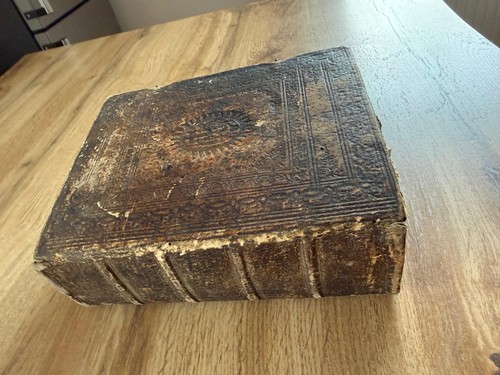 Antikes religiöses buch - religiöses,