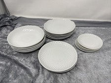 B305 Ludwigsburg Porzellan Teller Schuppenrelief Konvolut 12/ 9 / 14 cm