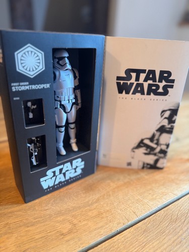 Hasbro starwarstm black series - black,