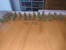 79 Aufstellfiguren Soldaten