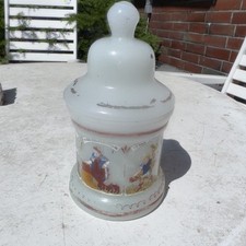 Boho Czech Alabaster Mattglas Bemalte Emaille Dose / Goblet 18 Jhd.  Männerleben