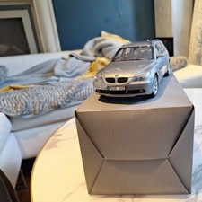 Kyosho Maßstab 1:18 BMW 545i