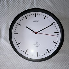 Analoge Wand Bahnhofsuhr