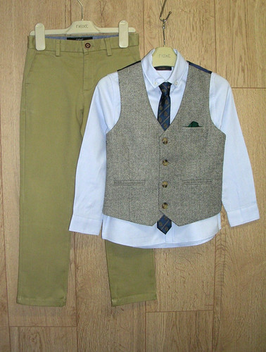 Next jungen olivfarbene - jungen,