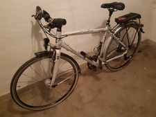FOCUS  Herren Trekking Fahrrad 28 Zoll  Shimano 27 Gang weiß Felgenbremsen