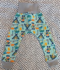 Kuschlige Babyhose mit Wikingern Gr. 56