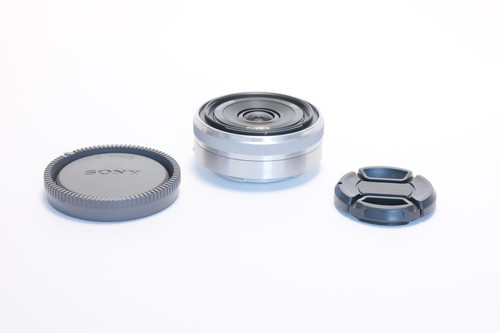 Neuwertig sony alpha - sony,
