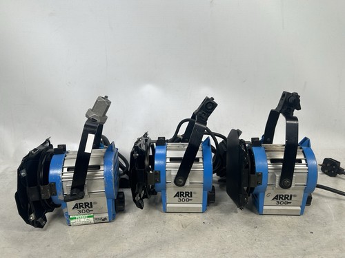 Arri 300w plus fresnel set - arri,